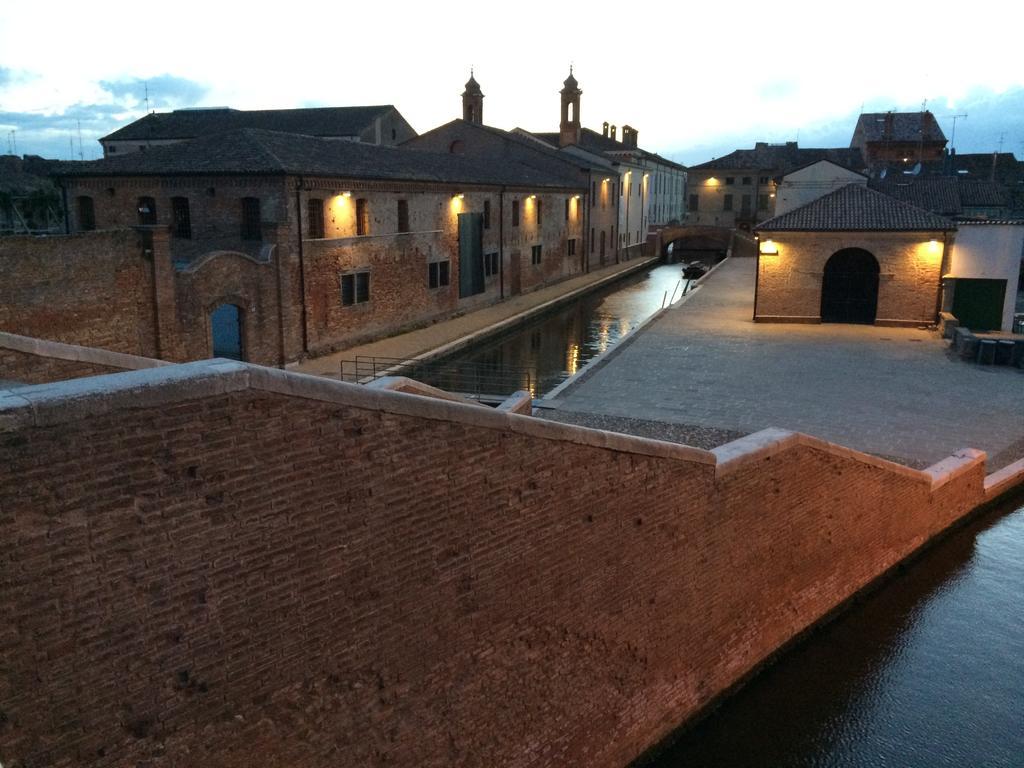Agenzia Vear - Lido Di Volano Luaran gambar