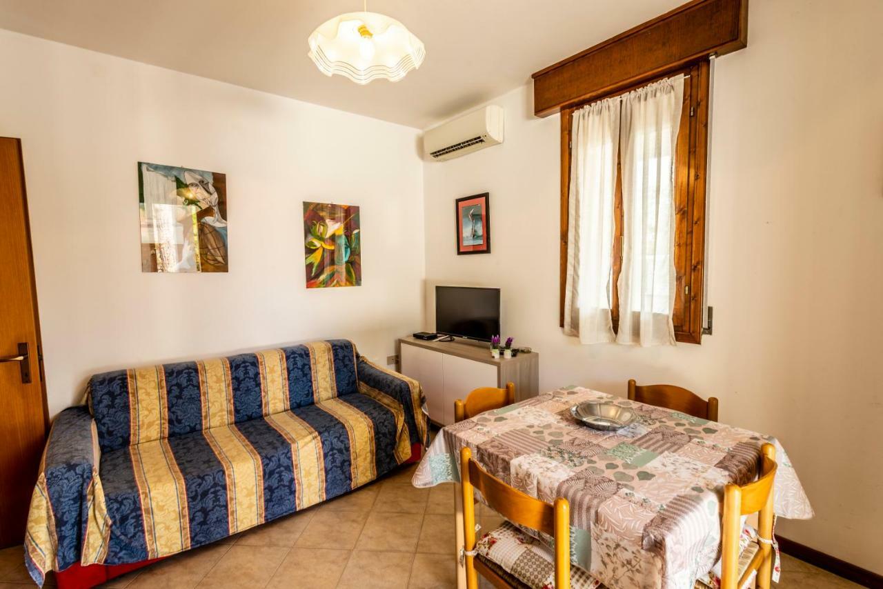 Agenzia Vear - Lido Di Volano Luaran gambar